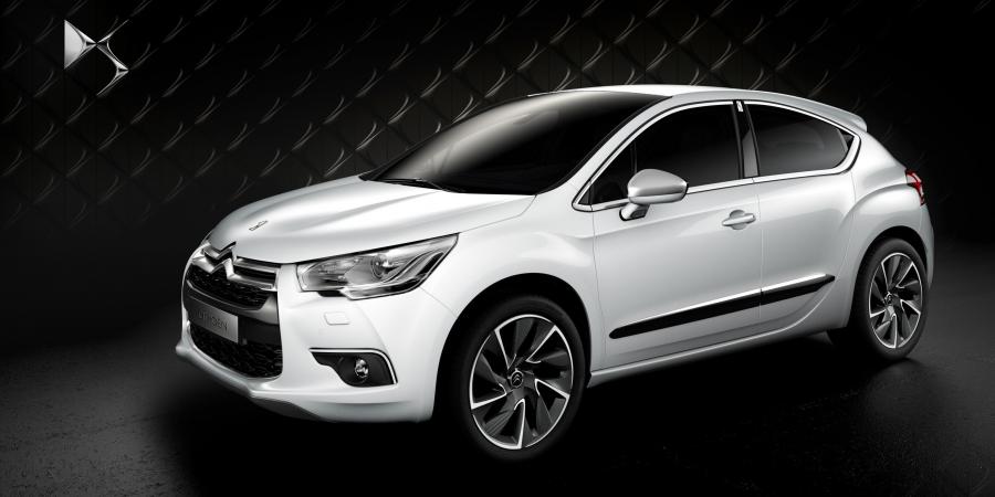  Citroen DS4 2010 года  (фото 62 из 143)